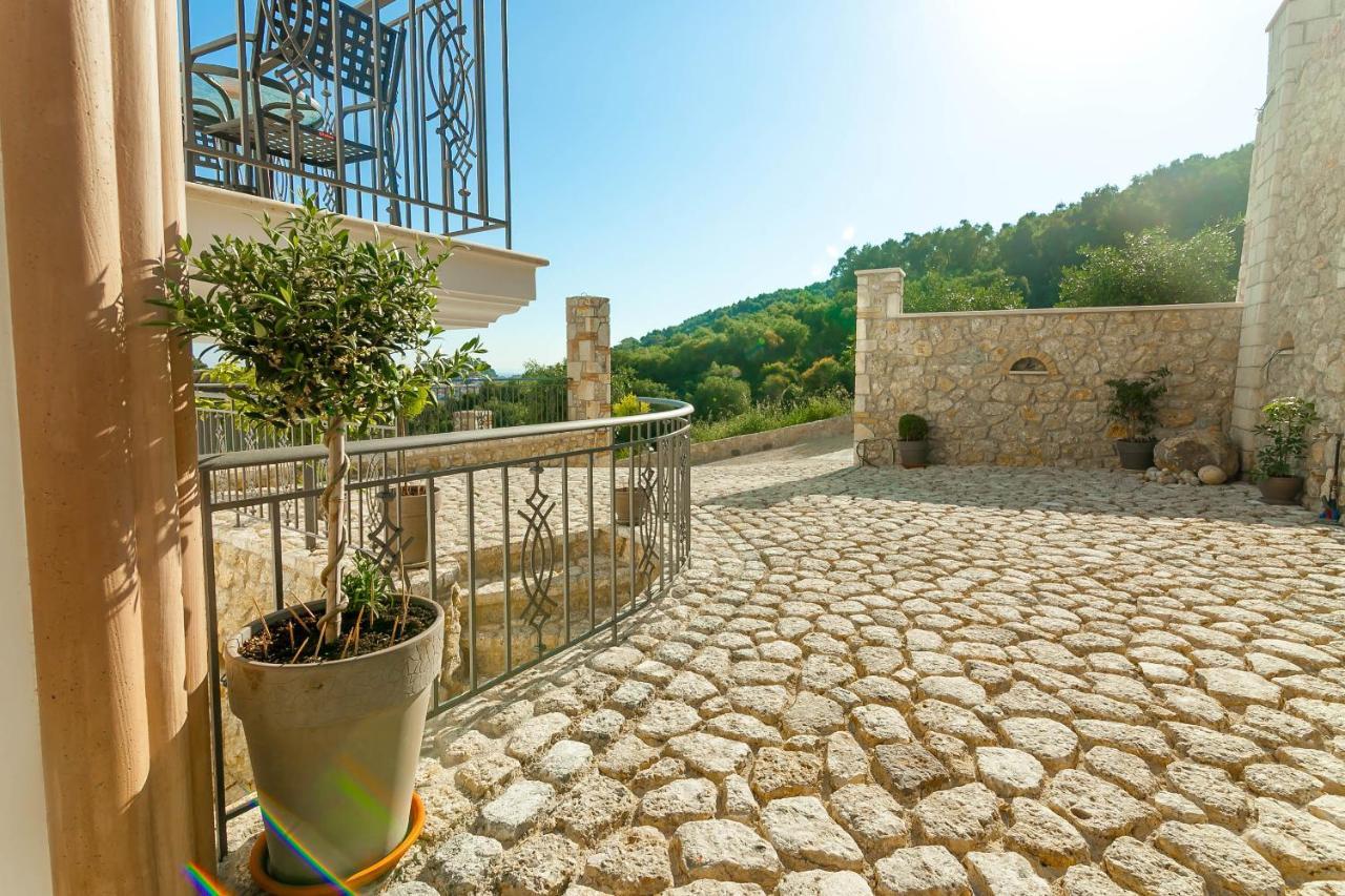 Natura Luxury Suites Парга Экстерьер фото